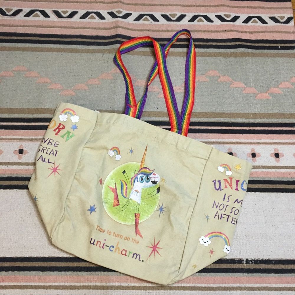 Unicorn is maybe not so great book Large tote bag rainbow strap